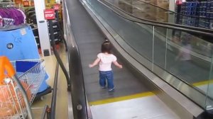 エスカレーター大好き！I love escalator!