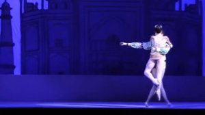 «Palette of Ballet»:  Адажио "На небесах"  из балета "Поэма двух сердец"