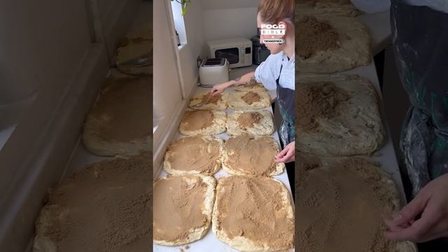 Making 81 Cinnamon Rolls смотреть онлайн