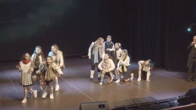 ПОРТФЕЛЬ (Музыка Валентина Овсянникова, стихи Владимира Степанова). смотреть онлайн