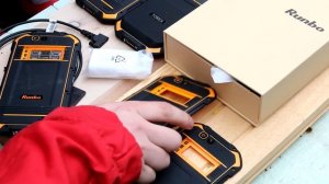 Runbo F1 Plus - не лучший смартфон для туризма.