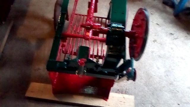 Грохотная картофелекопалка 3