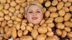 МОЯ ДОРОГАЯ НЕ БЛЕЩЕТ КРАСОЮ...... исп. ВАСИЛИЙ СИДЯКИН