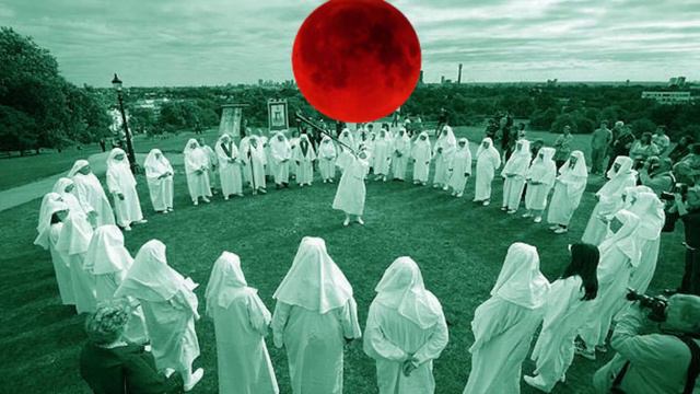 Wonderful Christmastime by Paul McCartney but its a fan-theory. смотреть онлайн