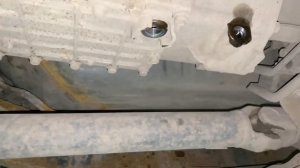 Mazda b2500 - замена жидкости в трансмиссии.