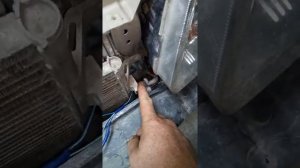 Замена радиатора кондиционера на Chevrolet Lacetti . продолжение . 2