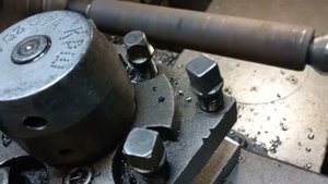 Пальцы из штока окончательная обработка