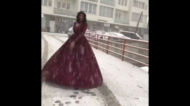 Лучшие платья в 2019 году/ПЛАТЬЯ КОРОЛЕВ!?\\Салон красоты Alina смотреть онлайн