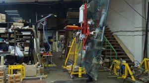 Вакуумный захват Vakuumkraft-300 с пневматическим наклоном и генерацией вакуума.