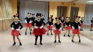 Танец "Микки", Исполняет: Хореографическся студия "Киви", 6 лет