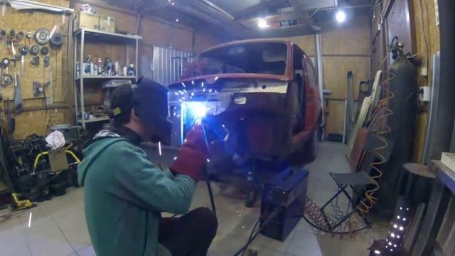 Лада Нива 4х4 замена рамки радиатора [телевизора] [передка] смотреть онлайн