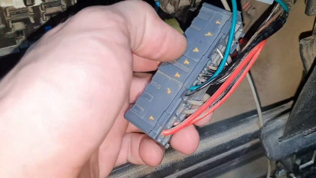 OPEL ZAFIRA B - тысяча неисправностей а причина незапуска ОДНА. смотреть онлайн