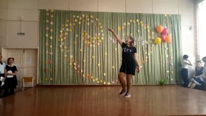 танец с масками учителей в школе 30 города Омска. от 7-2