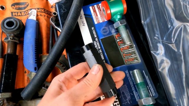 NISSAN TERRANO 1UZ TURBO, СТАВЛЮ ОБРАТНО МОТОР И МКПП. смотреть онлайн