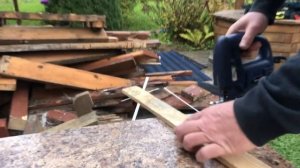 Пенополистирол на клей пену. Утепляем цоколь.