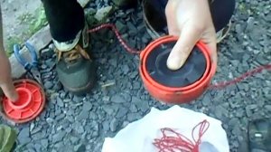 Установка лески в барабан бензокосы.