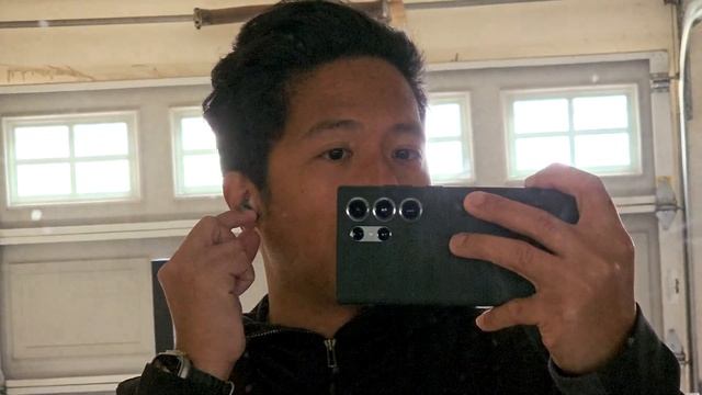 Living with the S23 Ultra смотреть онлайн