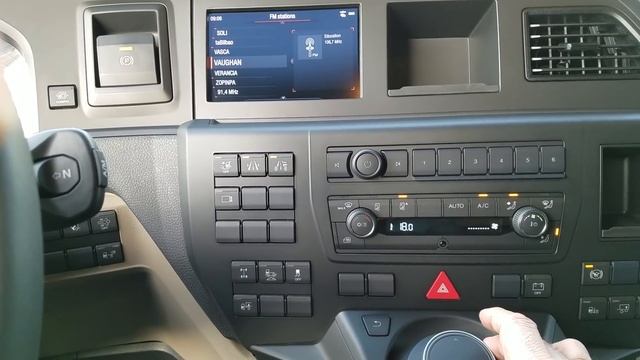 Новый MAN TGX 2020. Главные отличия от предыдущей модели смотреть онлайн