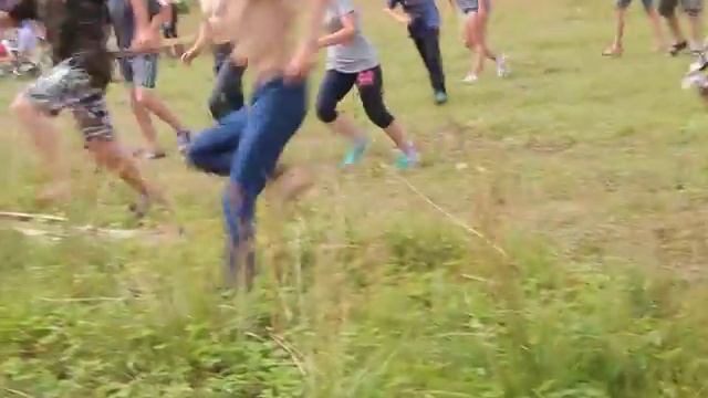 занятие по рукопашному бою, игра смотреть онлайн