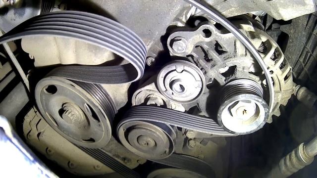 Как заменить ролик натяжного механизма Шкода Фабия 1.2. Ремонт с Алексеем. #Авторемонт.Авто - ремон смотреть онлайн