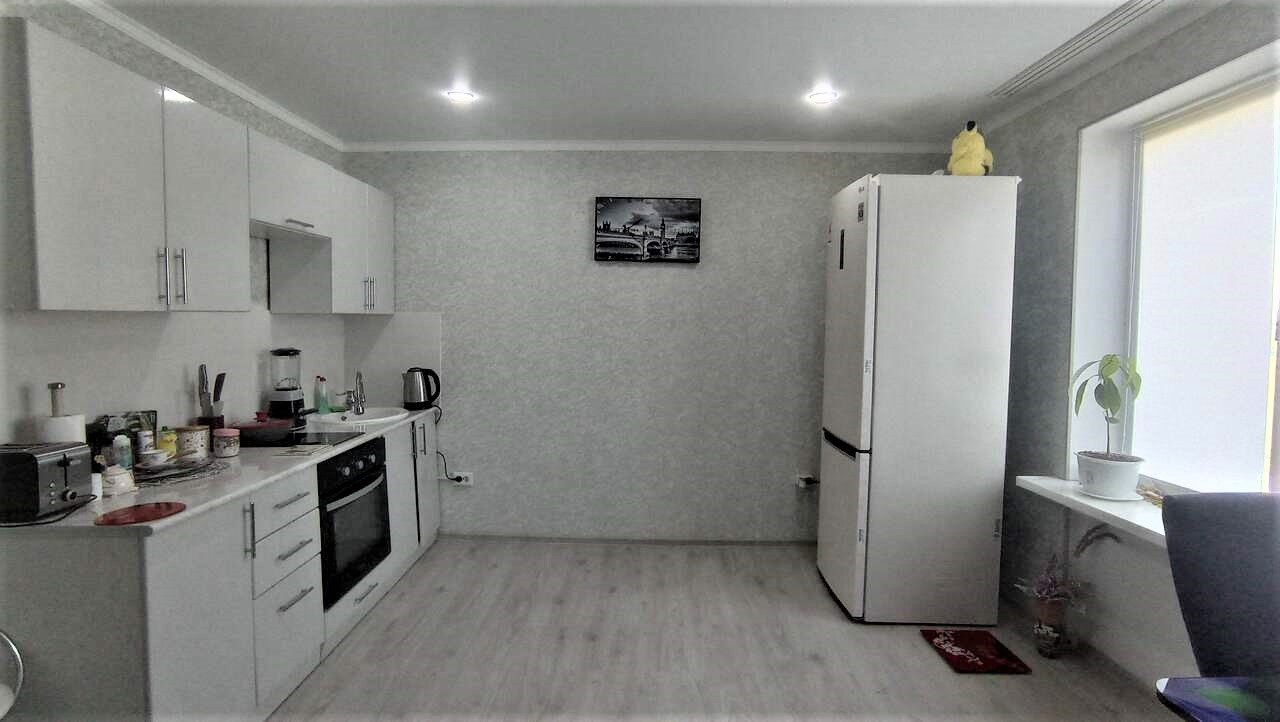 Однокомнатная квартира 40кв.м на 2 этаже в г.Крымске! смотреть онлайн