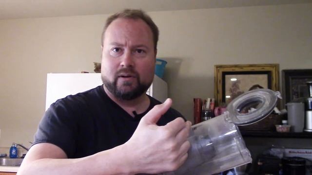 Dyson v11 - How To Empty And Clean The Dust Container смотреть онлайн