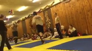 Кикбоксинг против каратэ