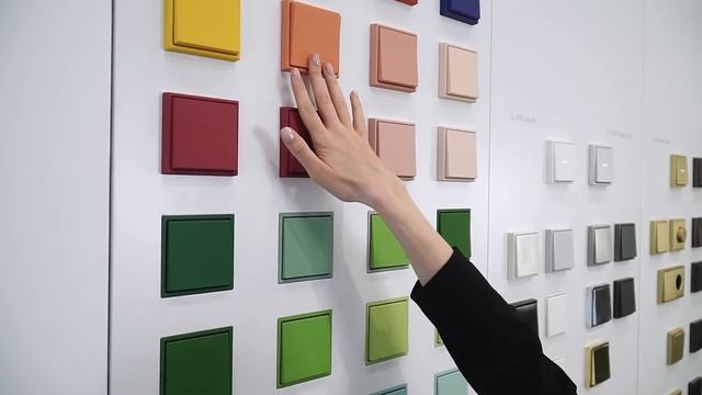 Обзор серии LS 990 Les Couleurs Le Corbusier от Александры Бурмистровой
