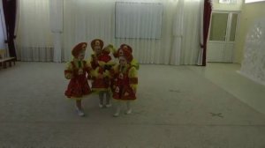 Народный танец средней группы "Вейся капуста"