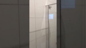 Установка душевой кабинки без поддона