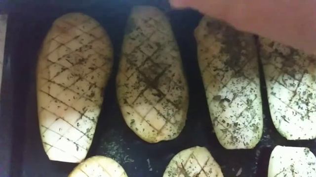 Запечённый синий с крапивой и базиликом!Вкуснотень!!! смотреть онлайн