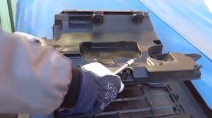 Замена воздушного фильтра пассат Б6 2.0 TFSI (BWA). How to change air filter on VW Passat 3C5 2006