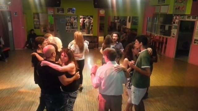 Kizomba rueda смотреть онлайн