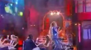 Поёт Анастасия петрик