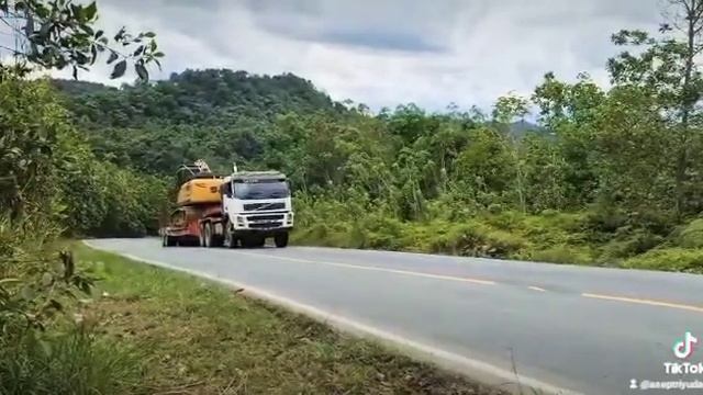 volvo fm 440 balikpapan