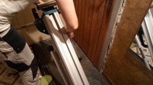 Обзор стола для торцовочной пилы Makita DEAWST06