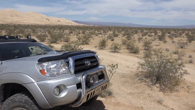 ¿Qué tan buena es la Toyota Tacoma 4x4 para todoterreno? смотреть онлайн