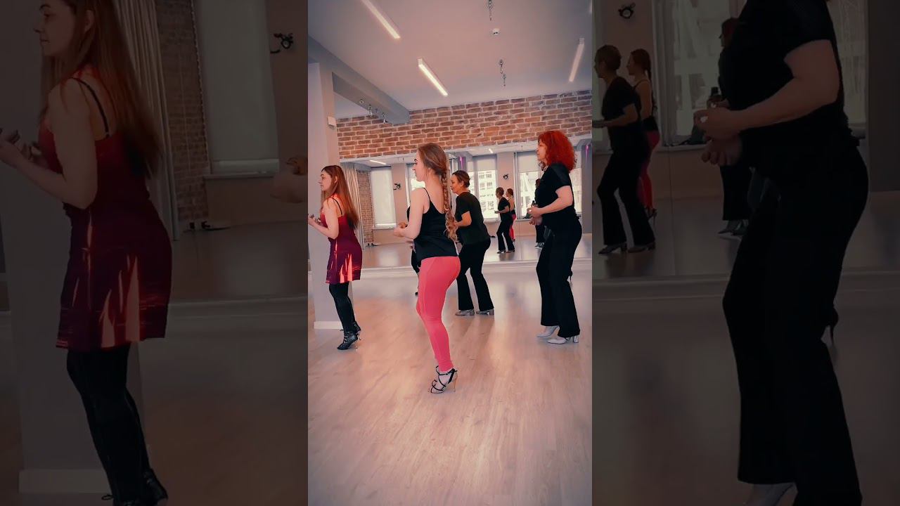 Кизомба Женский Стиль Kizomba Lady Styling #кизомбаонлайн #урокионлайн #танцыонлайн