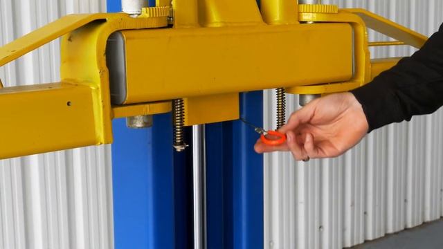 E4G A227CP Compact Pro. mobile 2 post lift. смотреть онлайн