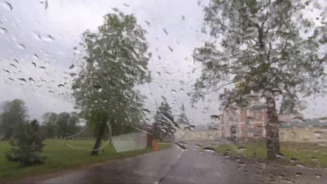 Новгородские дороги. Подъезд к монастырю на озере Валдай