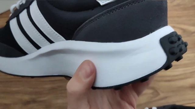 КРОССОВКИ АДИДАС С ОЗОН. ОРИГИНАЛ ИЛИ ПОДДЕЛКА??? смотреть онлайн