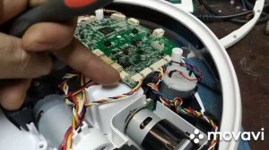 Redmond RV-R640 не видит контейнера.