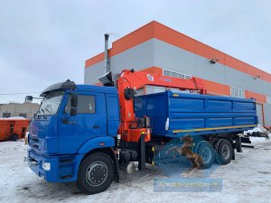 Самосвал на шасси КамАЗ 65115 с КМУ Kanglim KS1256G-II с трехсторонней разгрузкой.