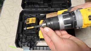 //Дом// Обзор Шуруповерт DeWalt DCD796P2