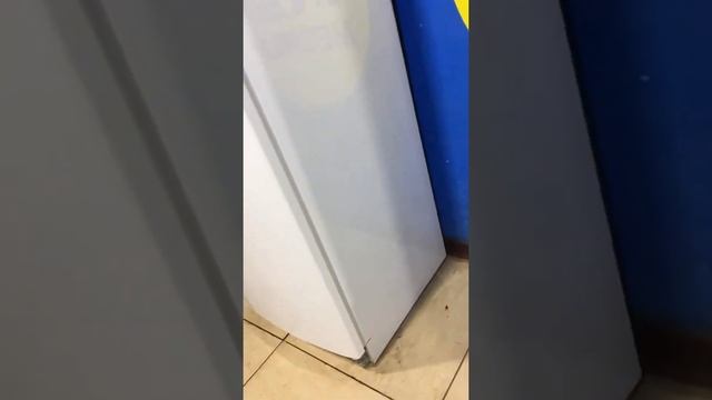 Холодильник Indesit