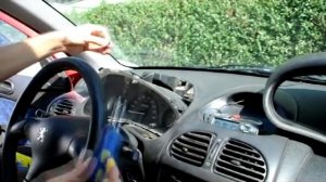 Peugeot 206 speedometer / instrument cluster removal instructions from the dashboard