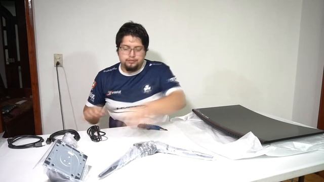 UNBOXING Y COMENTARIO DE MONITOR AOC C27G1 смотреть онлайн