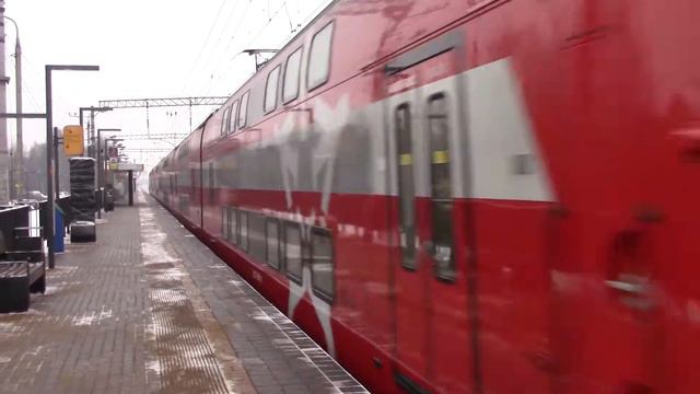 Двухэтажный электропоезд ЭШ2-004"Аэроэкспресс" смотреть онлайн