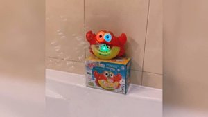 Крабик с мыльными пузырями