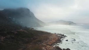 Во время похорон старушки молния 3 раза ударила в тело, а когда та встала и указала пальцем на сына